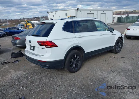 2024 Volkswagen Tiguan 2.0T Se/2.0T Wolfsburg Edition из США, поврежденный, VIN 3VV2B7AX9RM040614